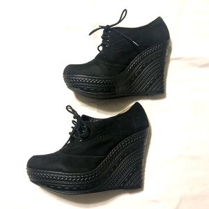 Black Round Toe Lace Up Platform Wedge Boot Dollhouse Size 10